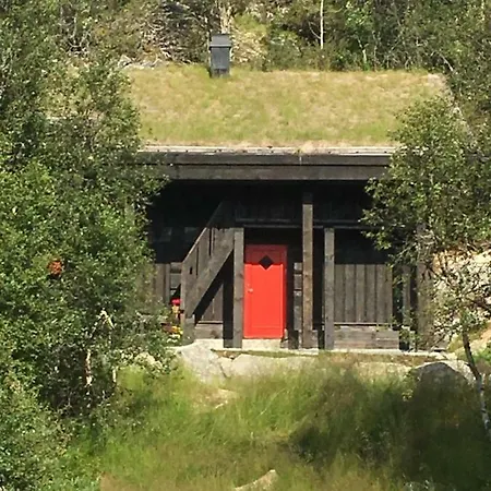 Nilsrud 30 * Amotsdal