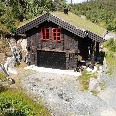 Nilsrud 30 * Amotsdal